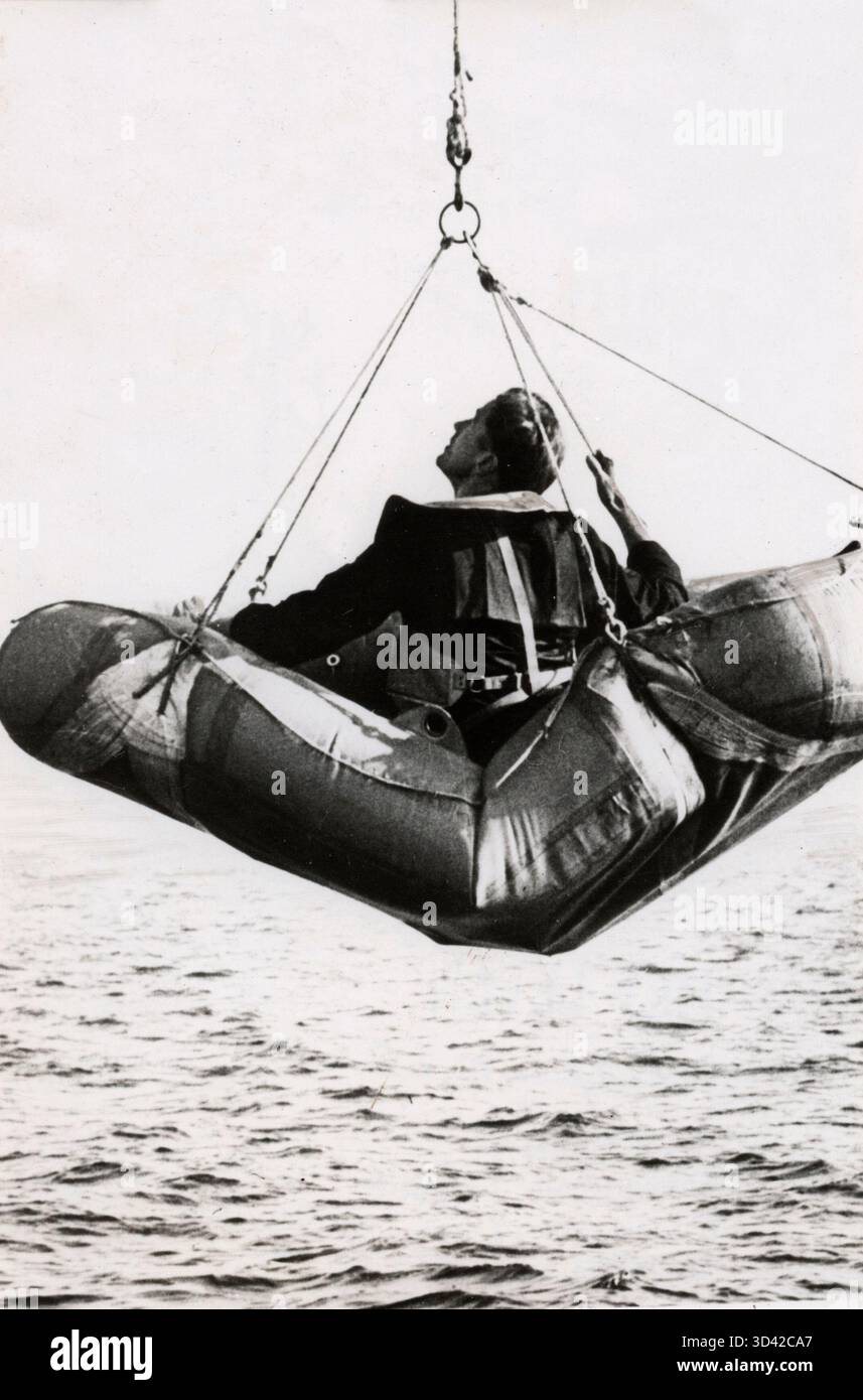 Us Navy Raft In 1939, the U.S. Navy conducted exercises off the coast of New Jersey ...