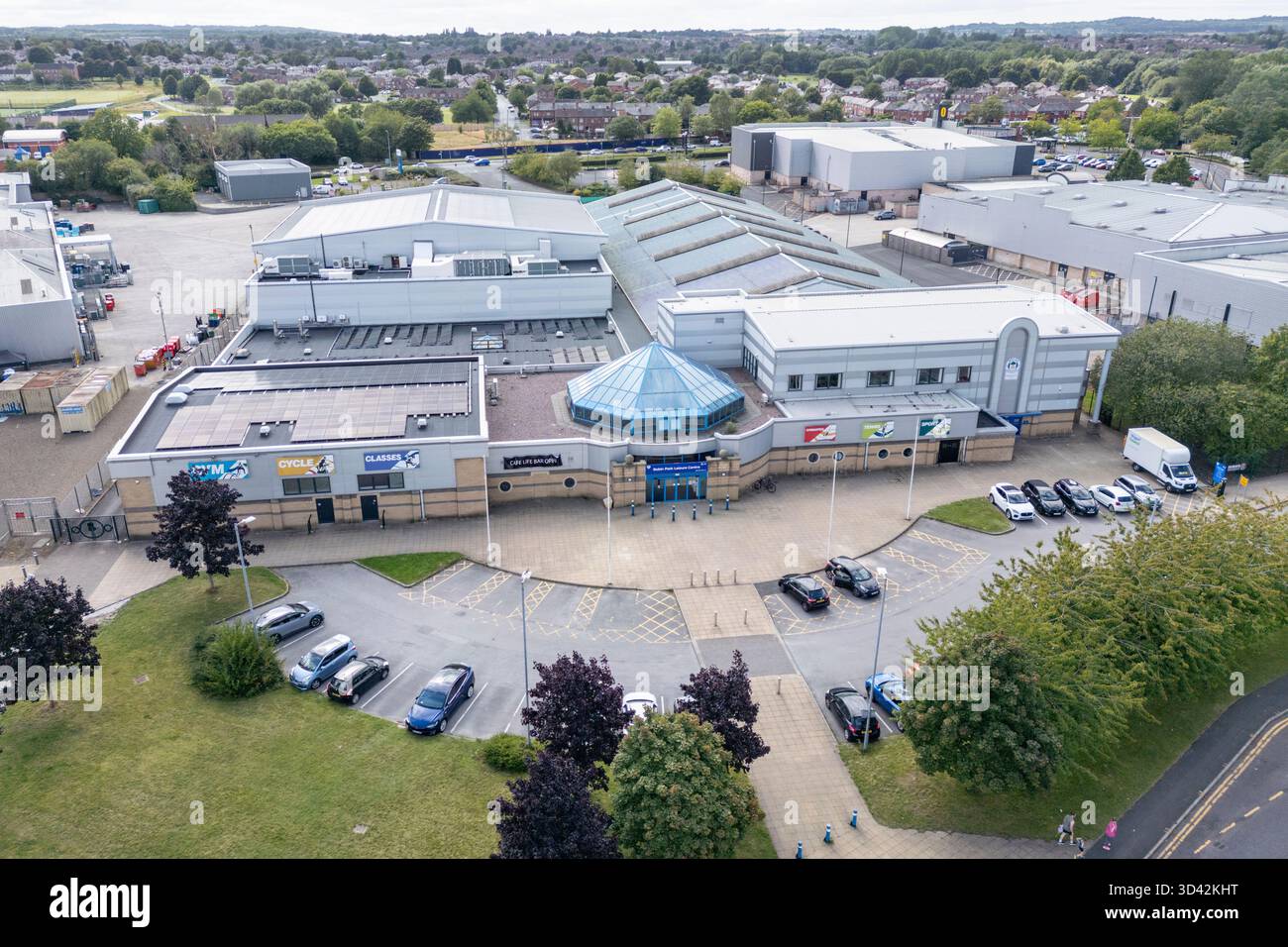 Robin Park Robin retail park uk hi-res stock photography and images - Alamy