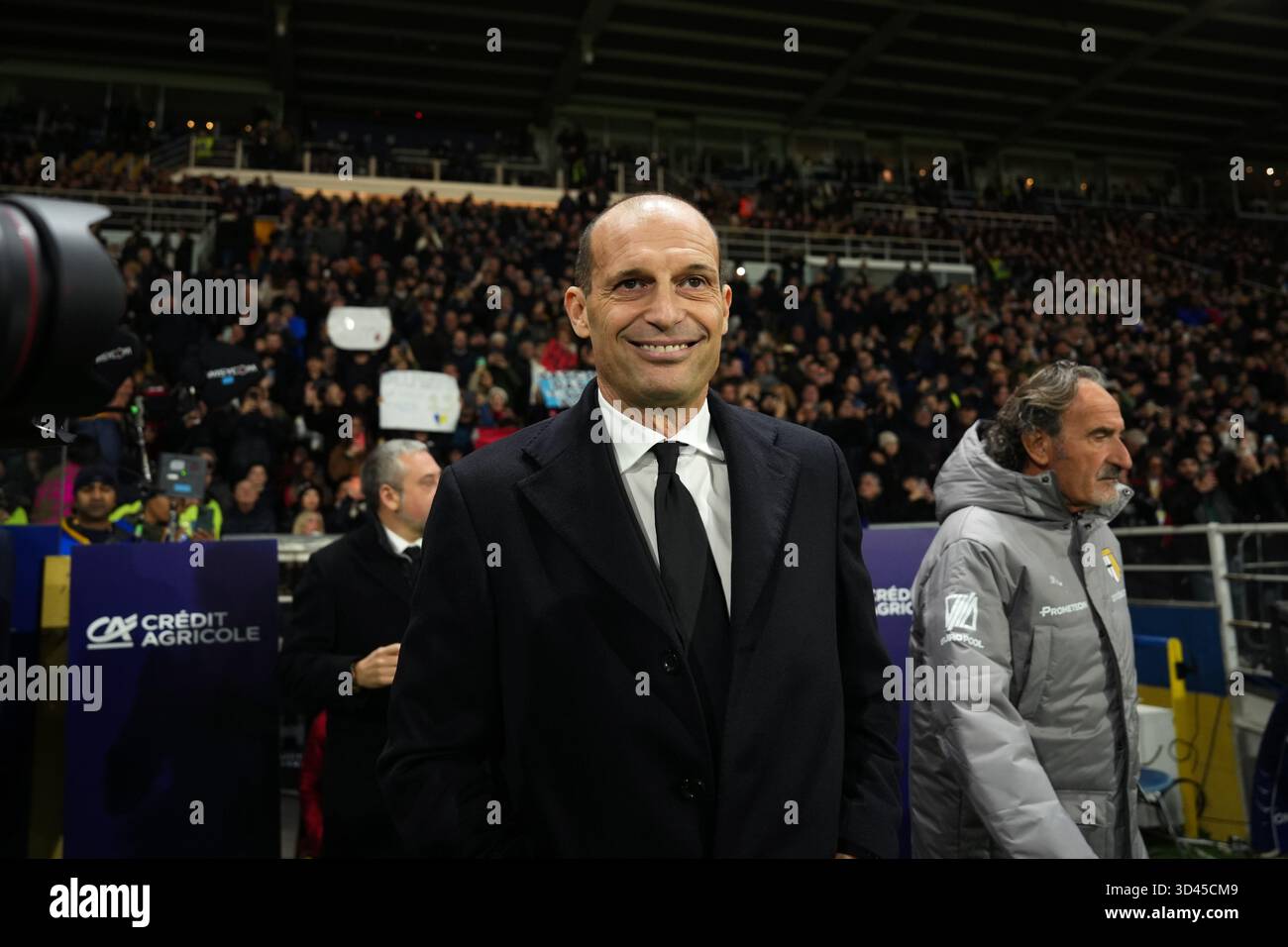 AC MilanÕs head coach Massimiliano Allegri looks on during the Serie A ...
