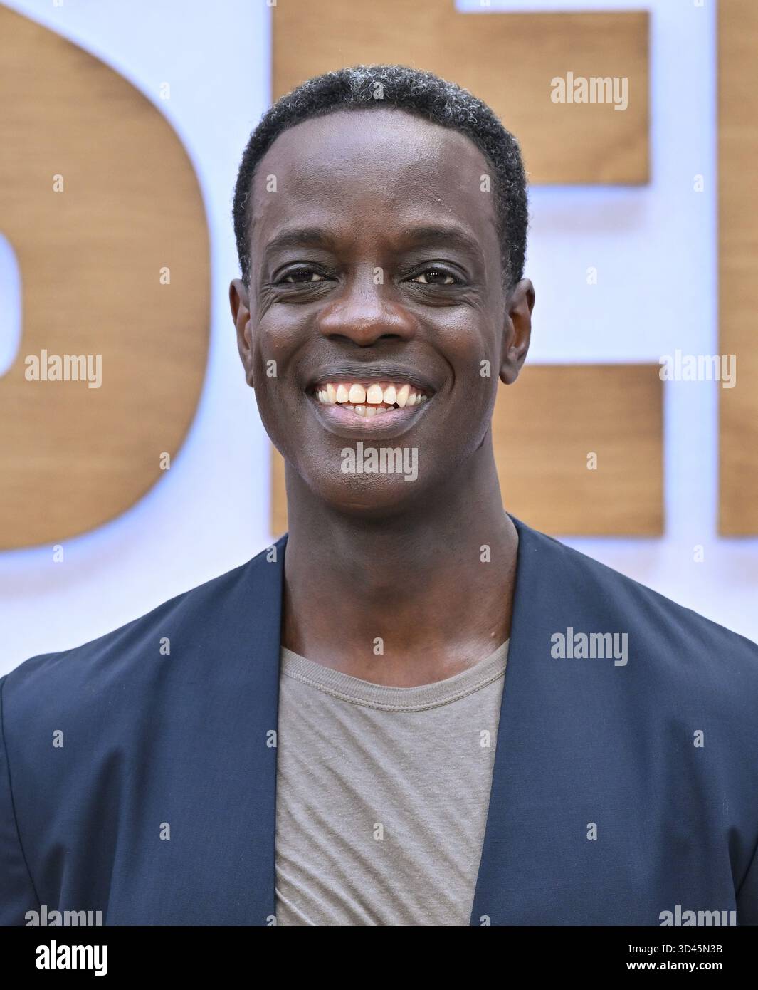 ato-essandoh-arriving-to-the-diplomat-fyc-event-held-at-the-netflix