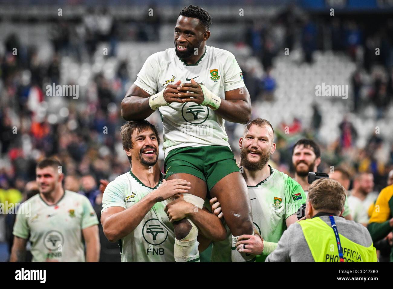 Siya KOLISI of South Africa celebrate the victory with teammates during ...