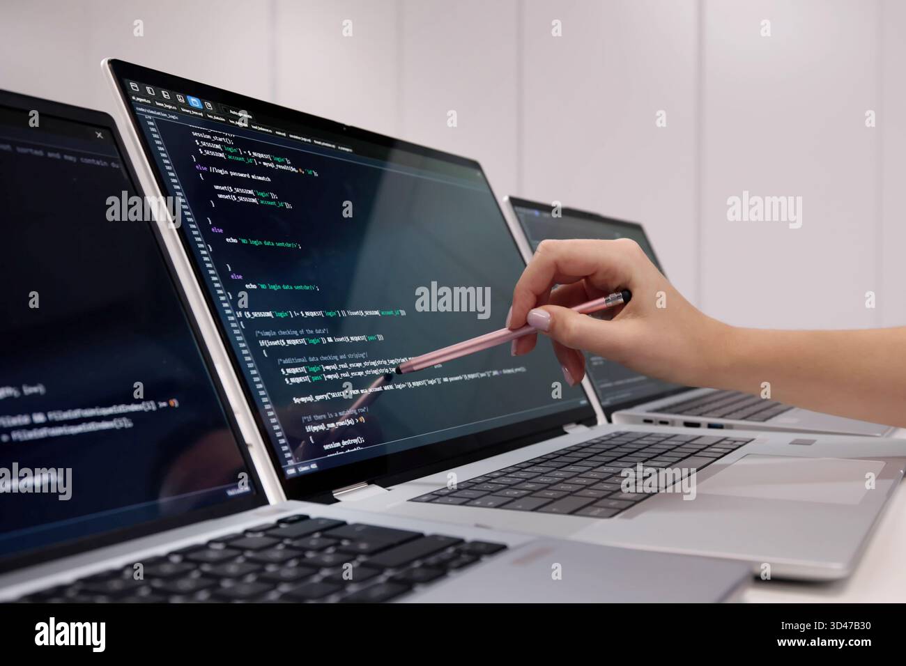 Agile Pair Programming And Extreme Coding In A Business Software Company Stock Photo