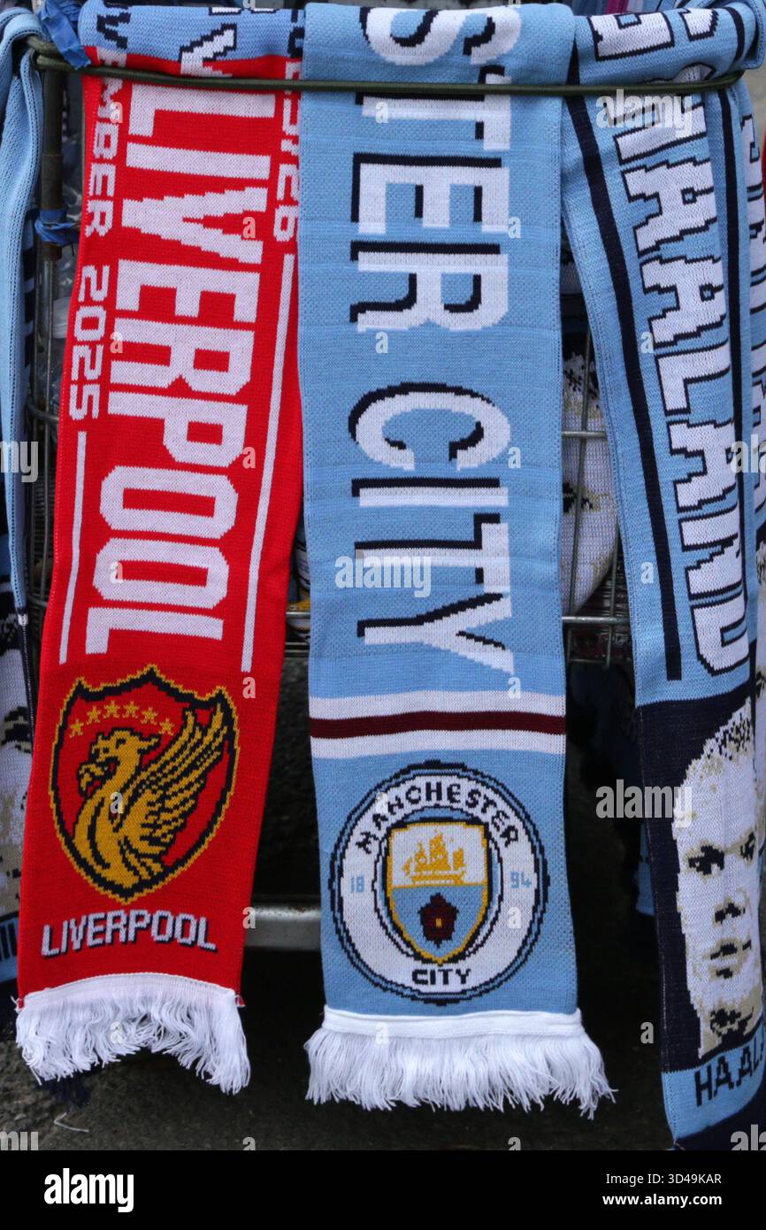 応援グッズ Manchester City vs Liverpool Scarf Manchester city premier league scarves hi-res stock photography