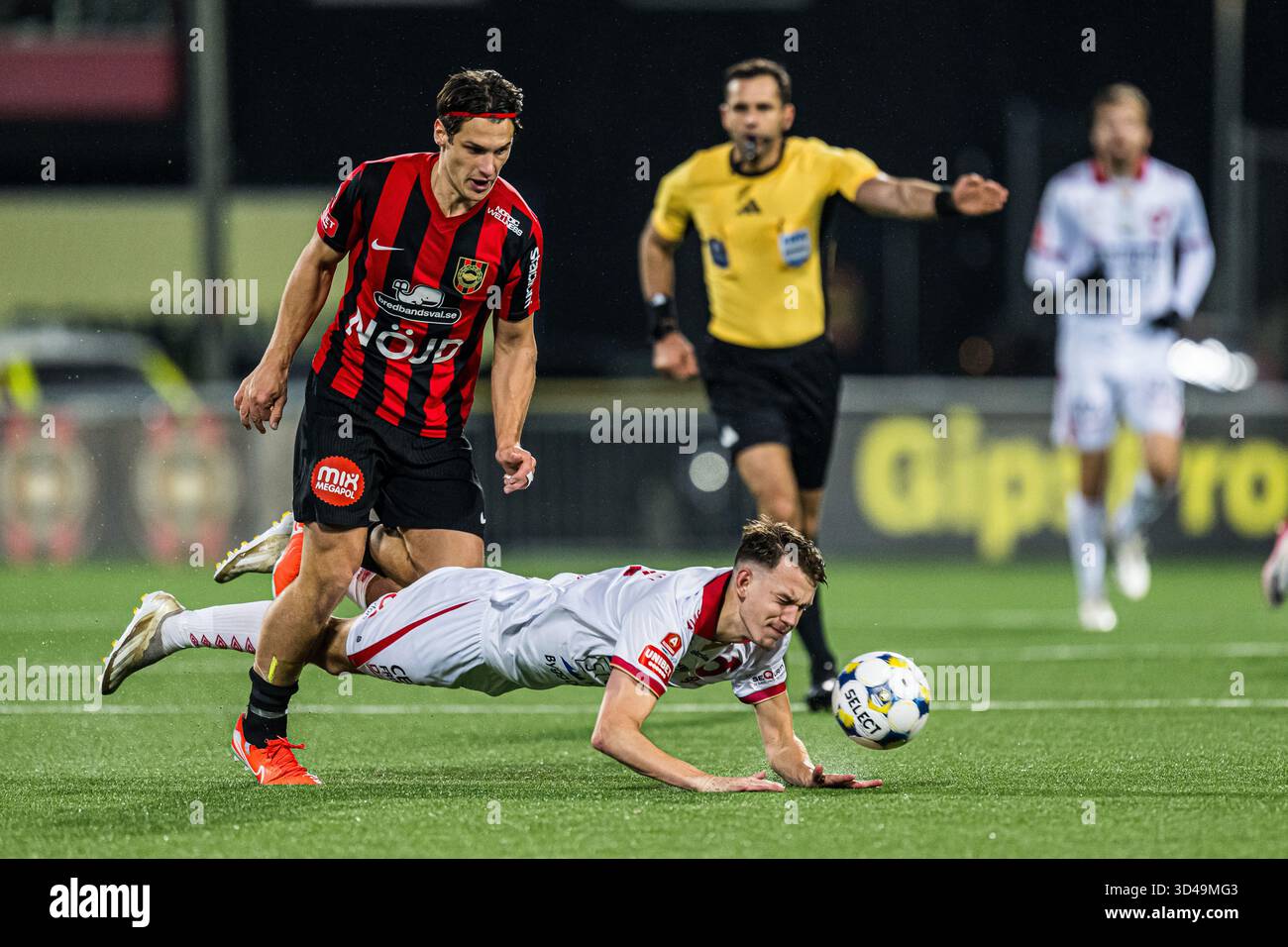 STOCKHOLM, SWEDEN 20251109IF Brommapojkarna's Kevin Ackermann against ...
