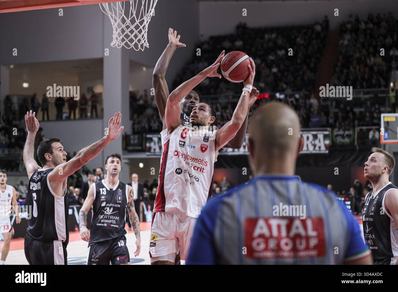 Amedeo Della Valle Leads Varese to 85-84 Victory Over Trieste Amedeo Della Valle Leads Varese to 85-84 Victory Over Trieste