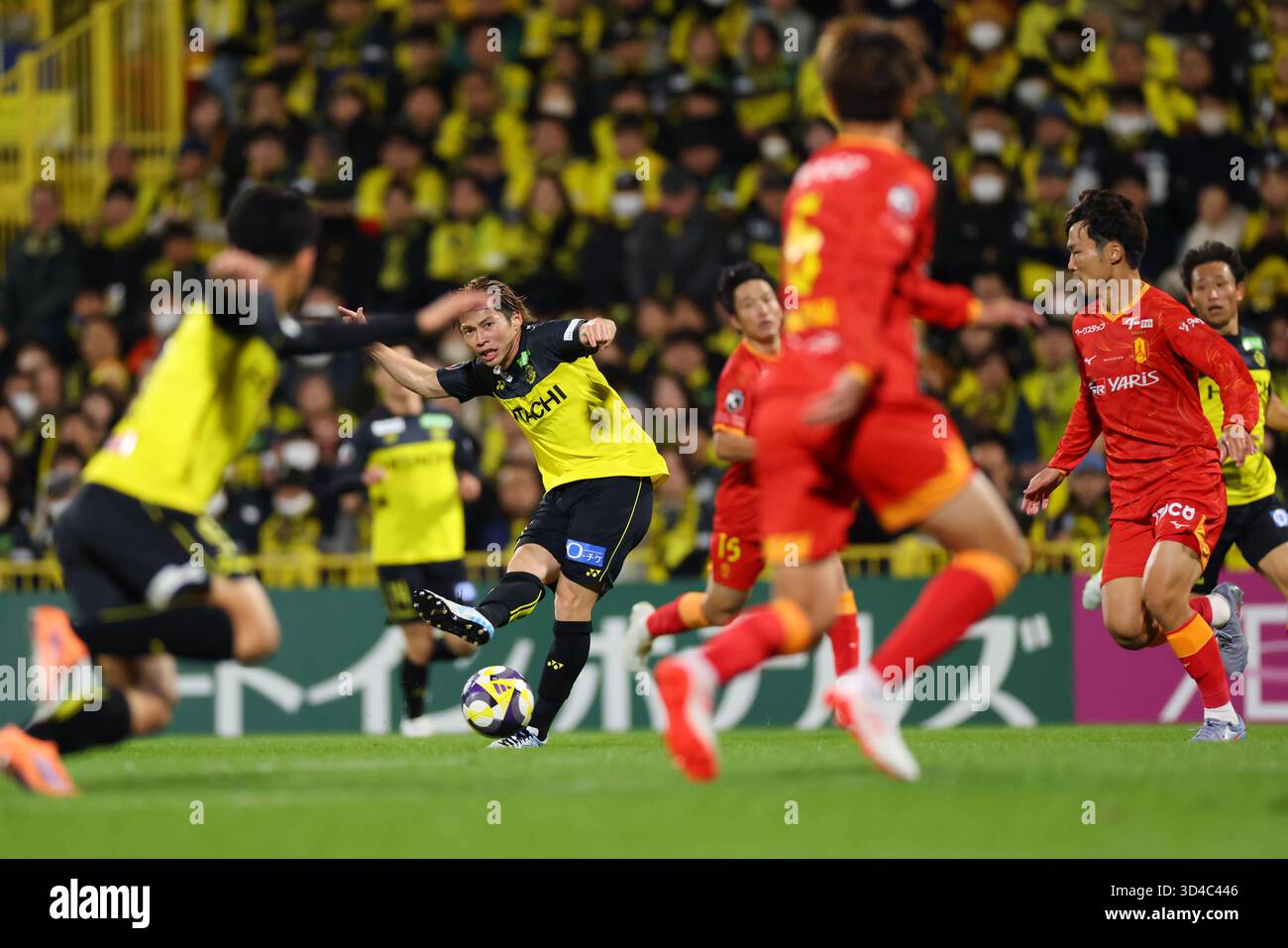 Chiba, Japan. 8th Nov, 2025. Yusuke Segawa (Reysol) Football/Soccer ...