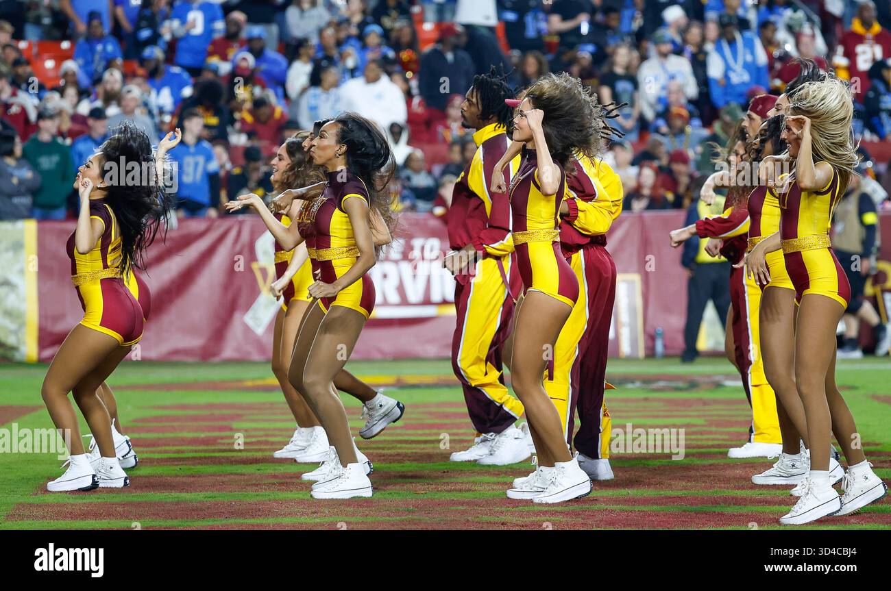 Nov 9, 2025: Washington Commanderâ€™s cheerleaders perform during the ...