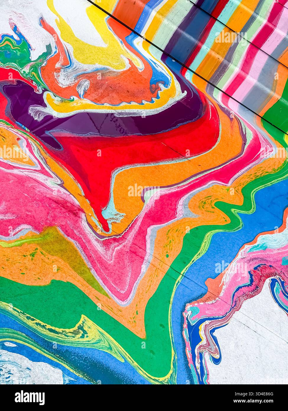 The Tide - London’s first-ever elevated riverside linear park.  With installation - Poured Staircase by lan Davenport & The River In Verse by Marwan K - Smartphone Captured Stock Image