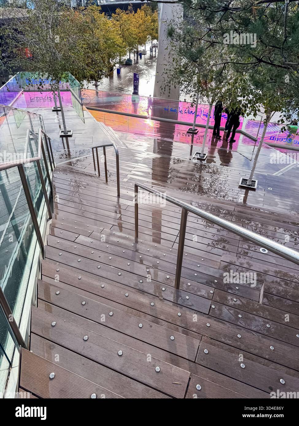 The Tide - London’s first-ever elevated riverside linear park.  With installation - Poured Staircase by lan Davenport & The River In Verse by Marwan K - Smartphone Captured Stock Image