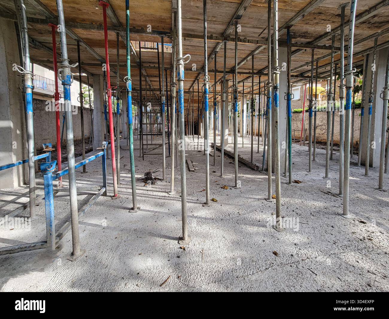 Building new home with concrete slab and scaffolding support Stock Photo