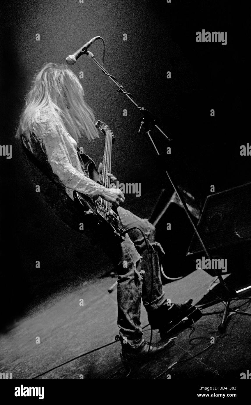Kim gordon Black and White Stock Photos & Images - Alamy Kim gordon Black and White Stock Photos & Images - Alamy