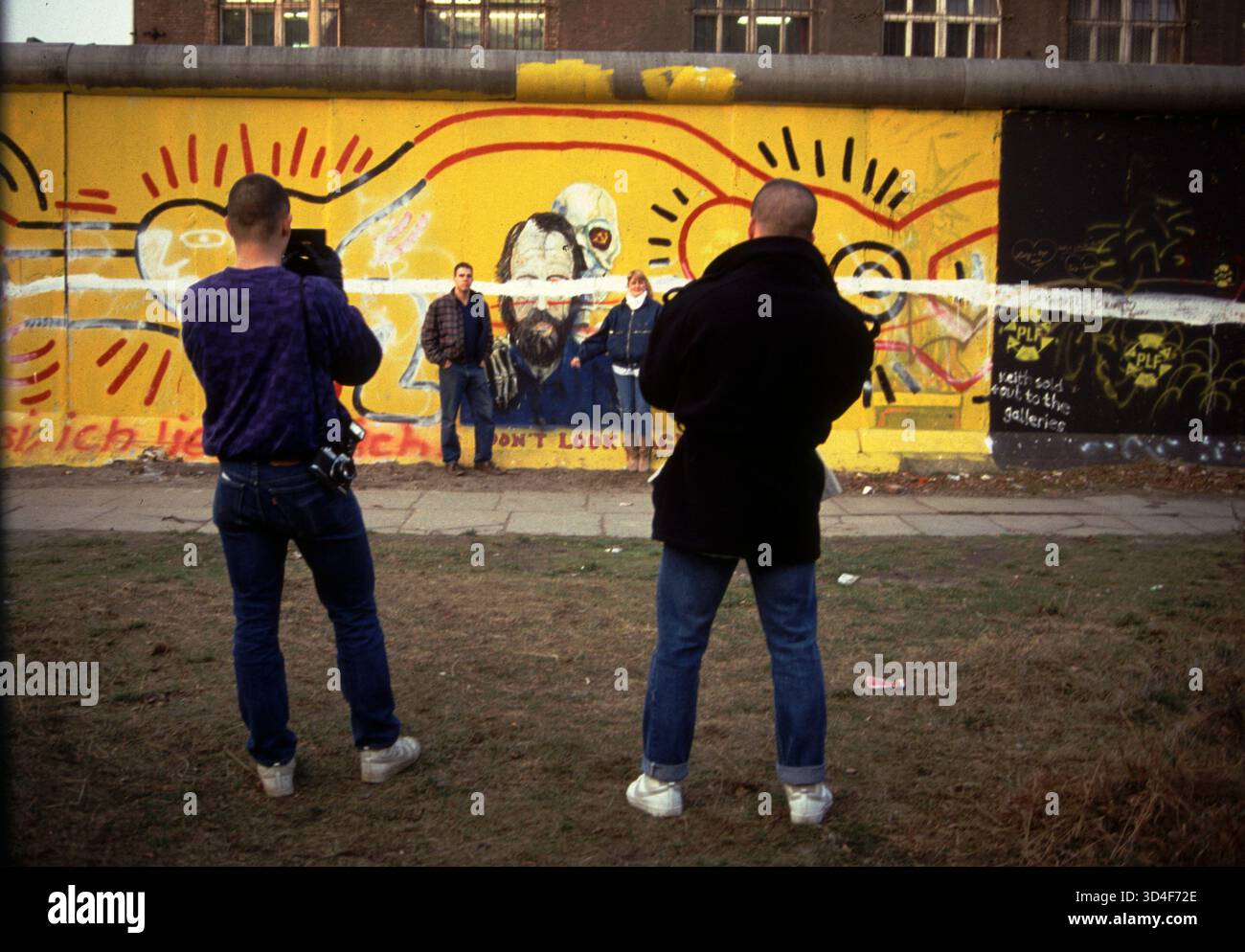 Archivbild 1980er Jahre: die Berliner Mauer / archival image 1980s: the Berlin Wall (nur fuer redaktionelle Verwendung. Keine Werbung. Referenzdatenba Stock Photo