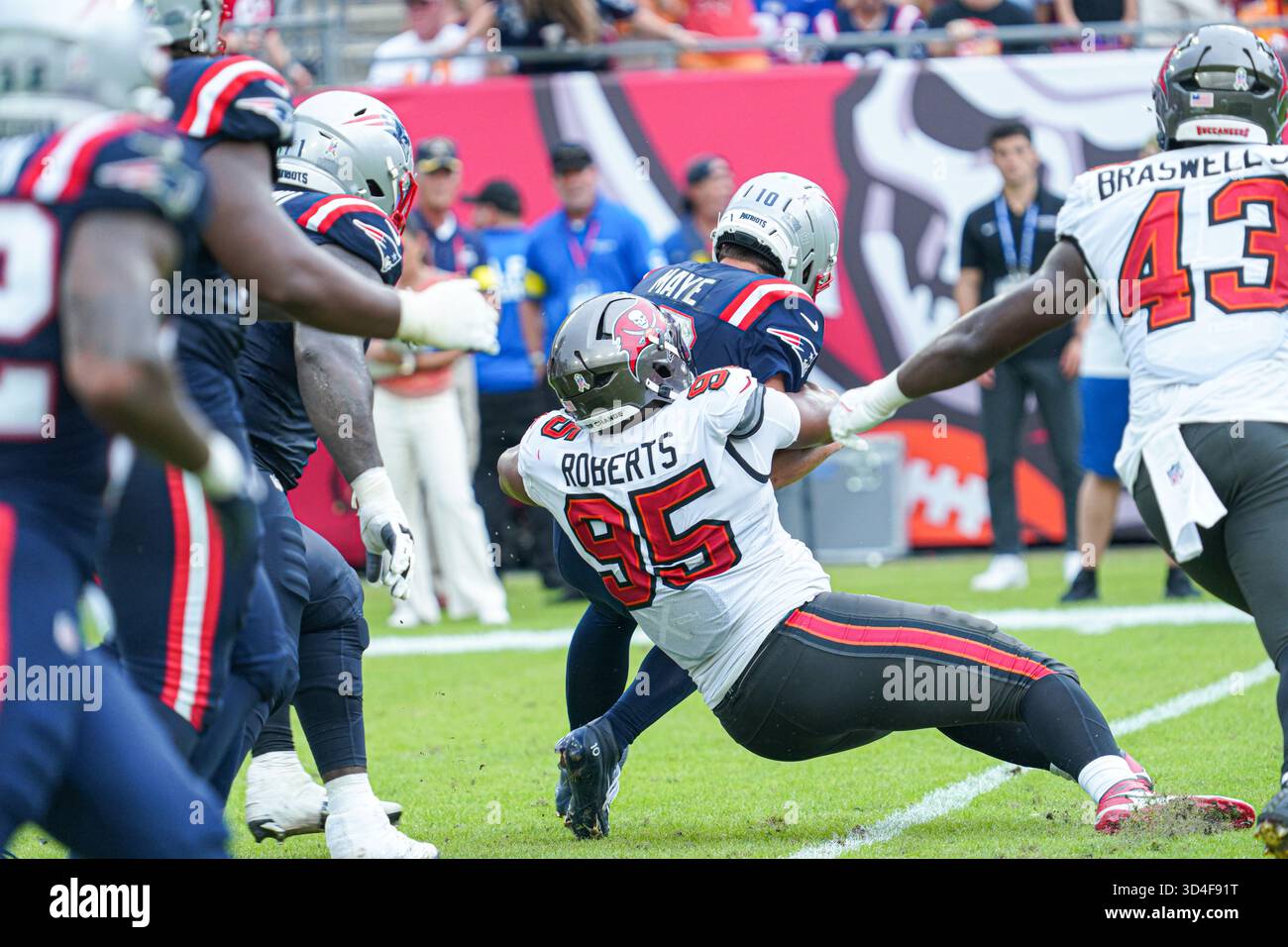 Tampa Bay, Florida, USA, November 9, 2025, New England Patriots ...