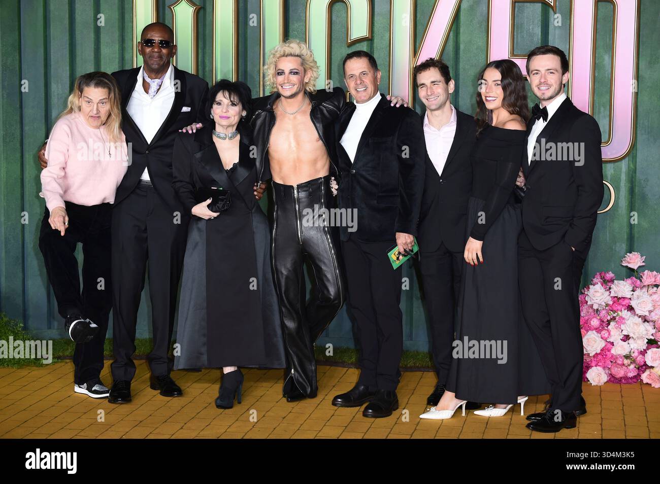 Joan Grande, Frankie Grande, Ed Butera, Michael Benaroya, and guests at ...