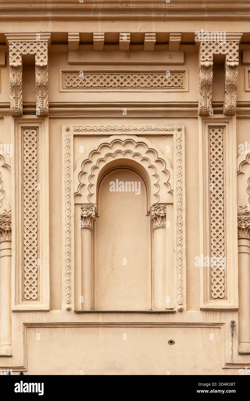 Rococo stucco facade hi-res stock photography and images - Alamy