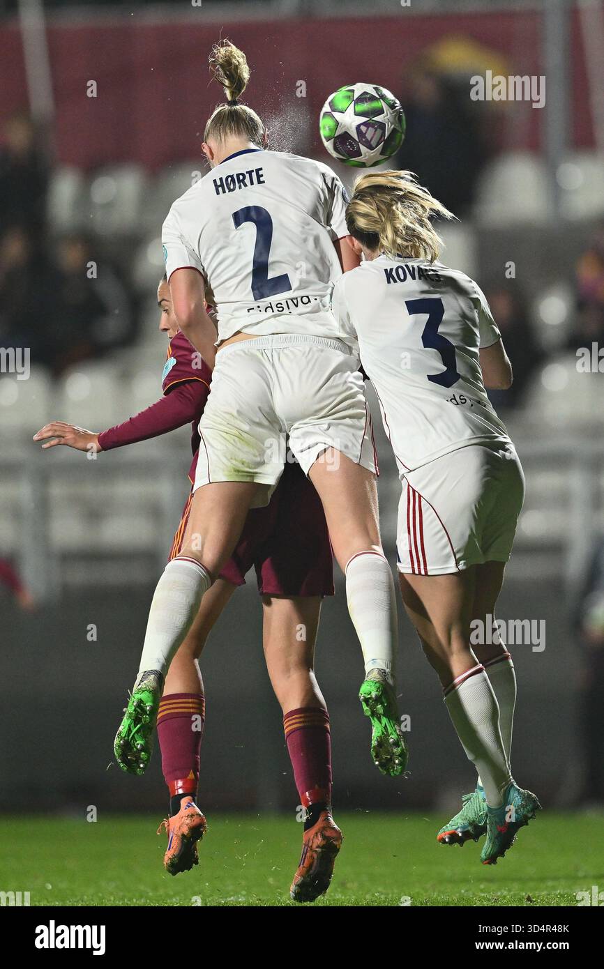 Alice Corelli of A.S. Roma Femminile and Sara Horte of Valerenga ...