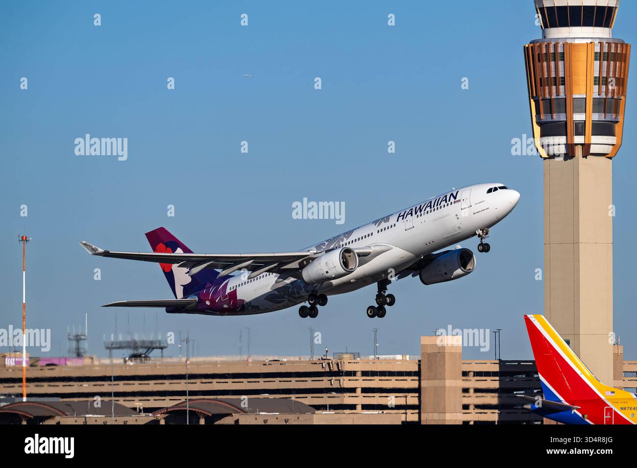 Hawaiian airlines airbus a330 200 hi-res stock photography and