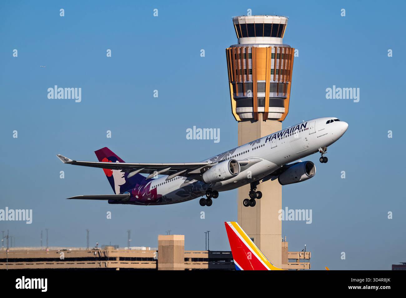 Hawaiian airlines airbus a330 200 hi-res stock photography and
