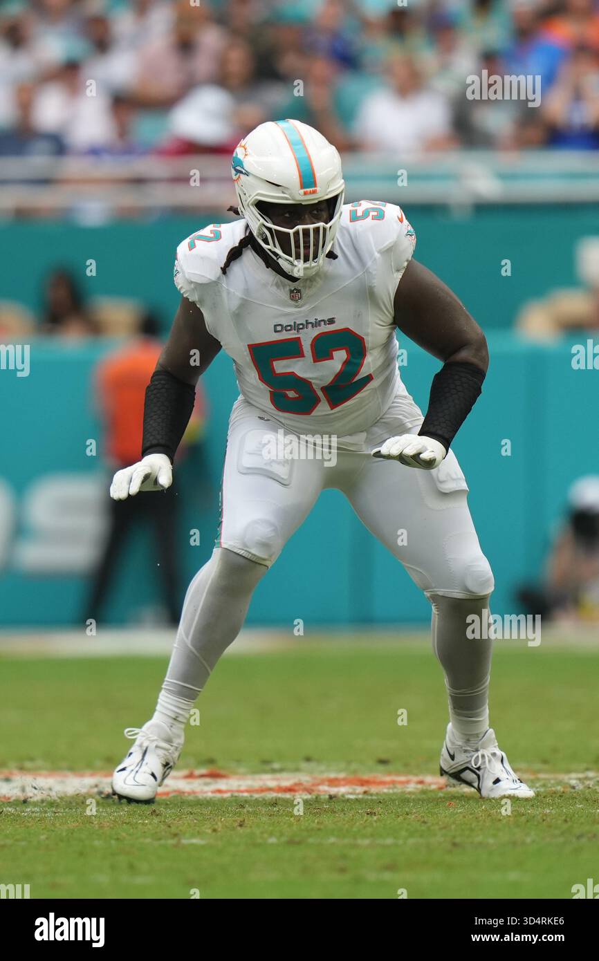 Patrick Infla Miami Dolphins offensive tackle Patrick Paul (52) protects the pocket ...