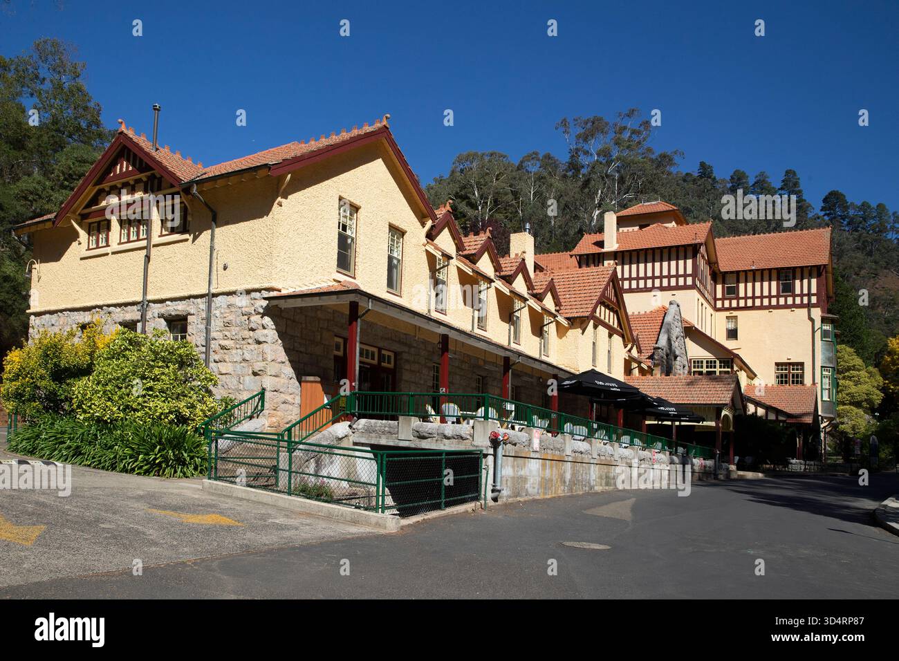 Caves House in the Jenolan Caves. The Cave are limestone caves located ...