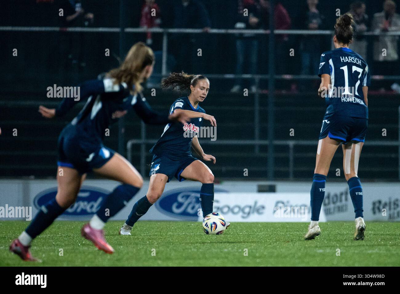Jamilla Rankin (Hoffenheim, #05) on the ball, before Valesca Ampoorter ...