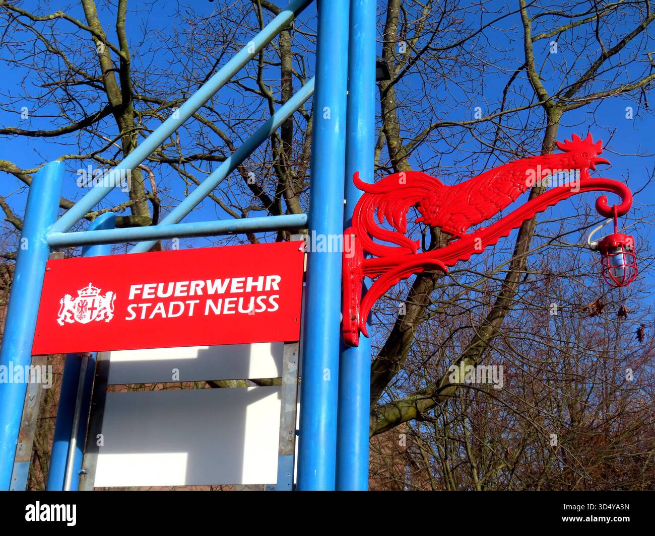 Der rote hahn hi-res stock photography and images - Alamy
