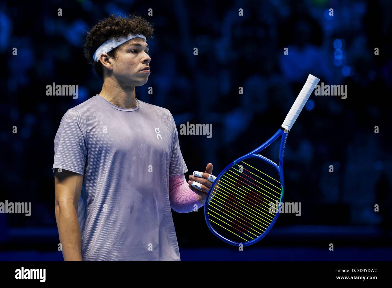Ben Shelton of USA spins the tennis racket during his round robin ...