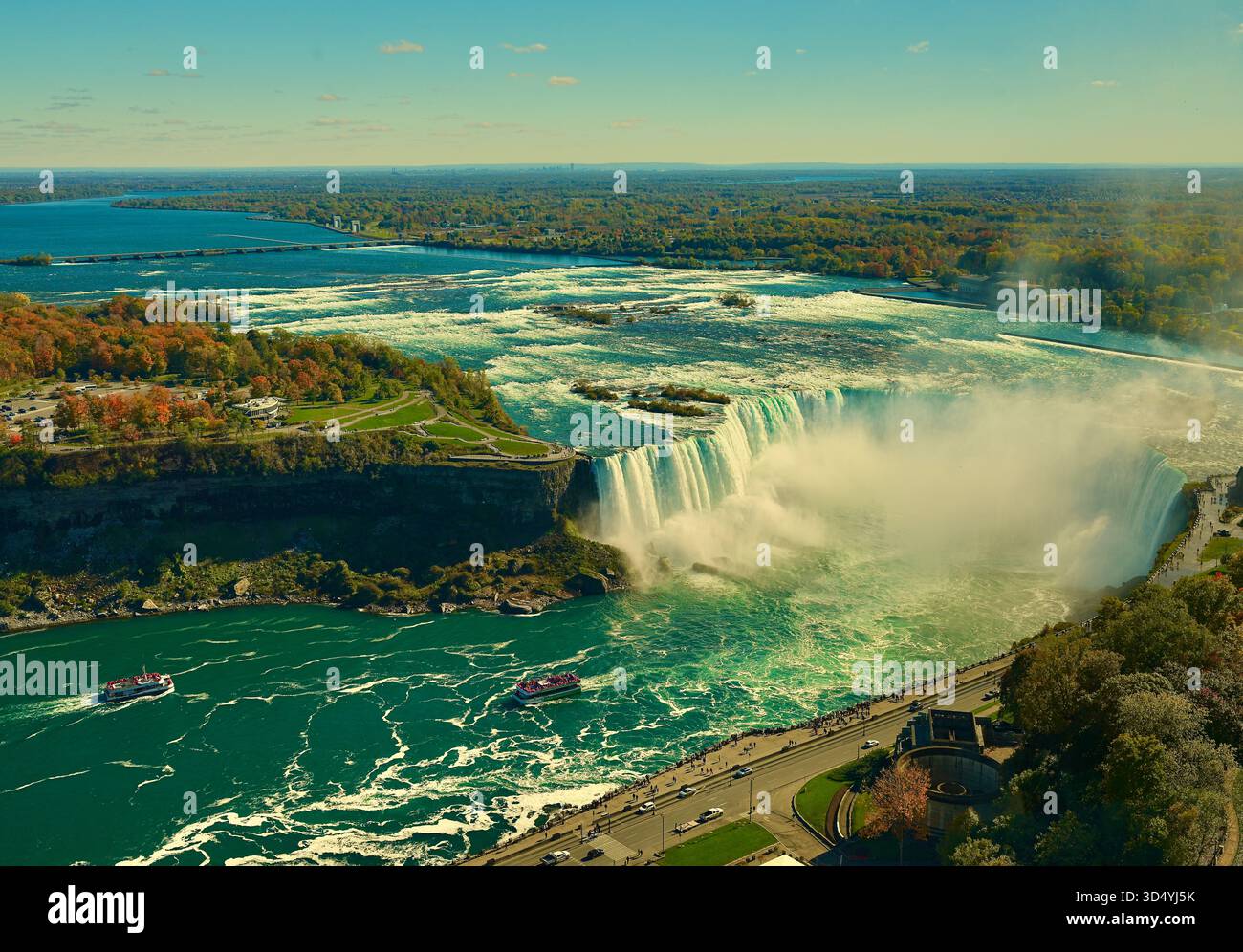 Canadian Niagara A breathtaking and colorful landscape photography of famous Canadian ...