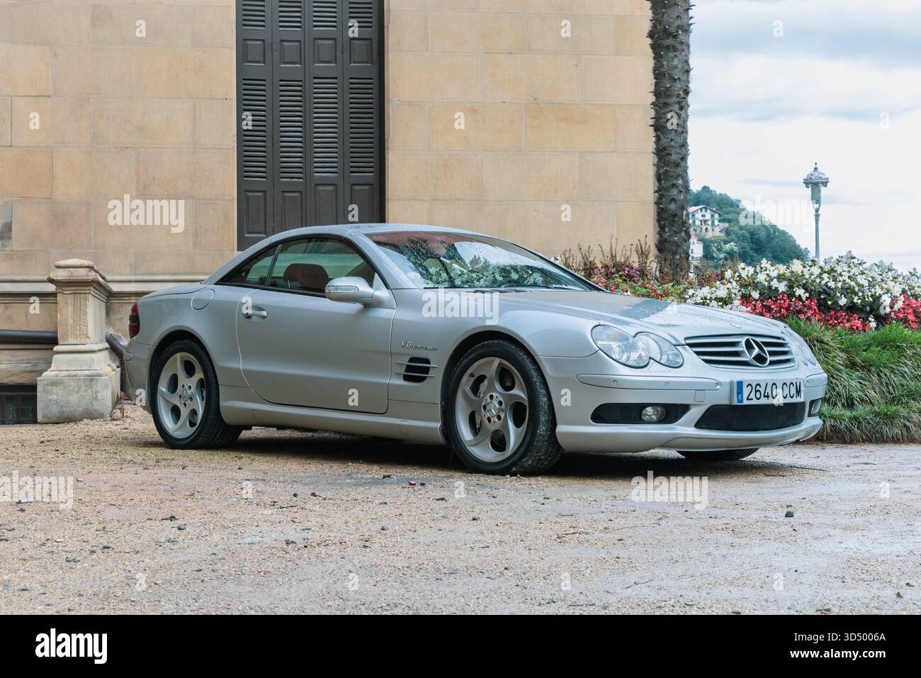 San Sebastian, Spain-September 21, 2025: Mercedes-Benz SL-Class (R230),  SL 55 AMG V8 Kompressor Stock Photo