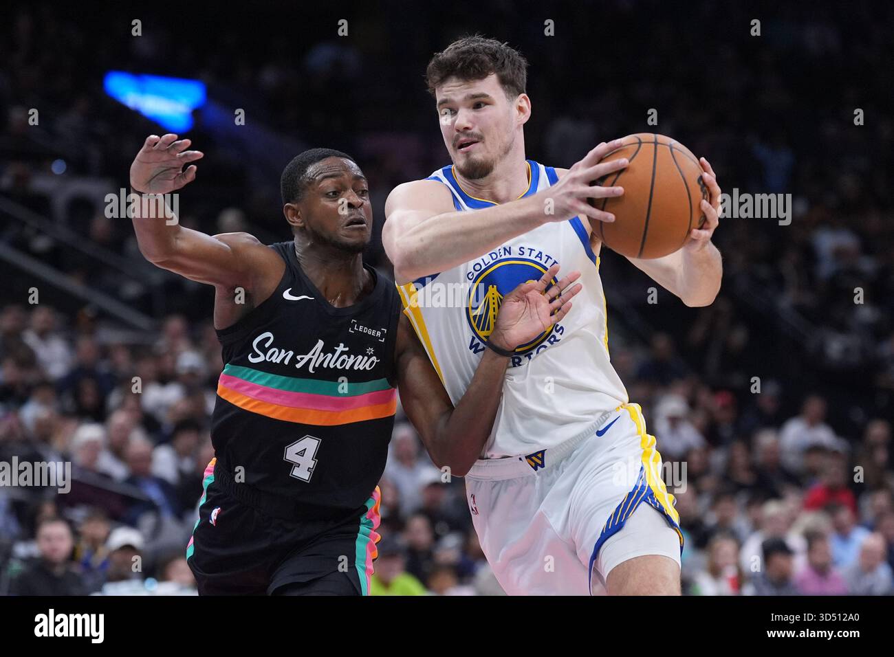 Nba Post Golden State Warriors center Quinten Post (21) drives against San ...