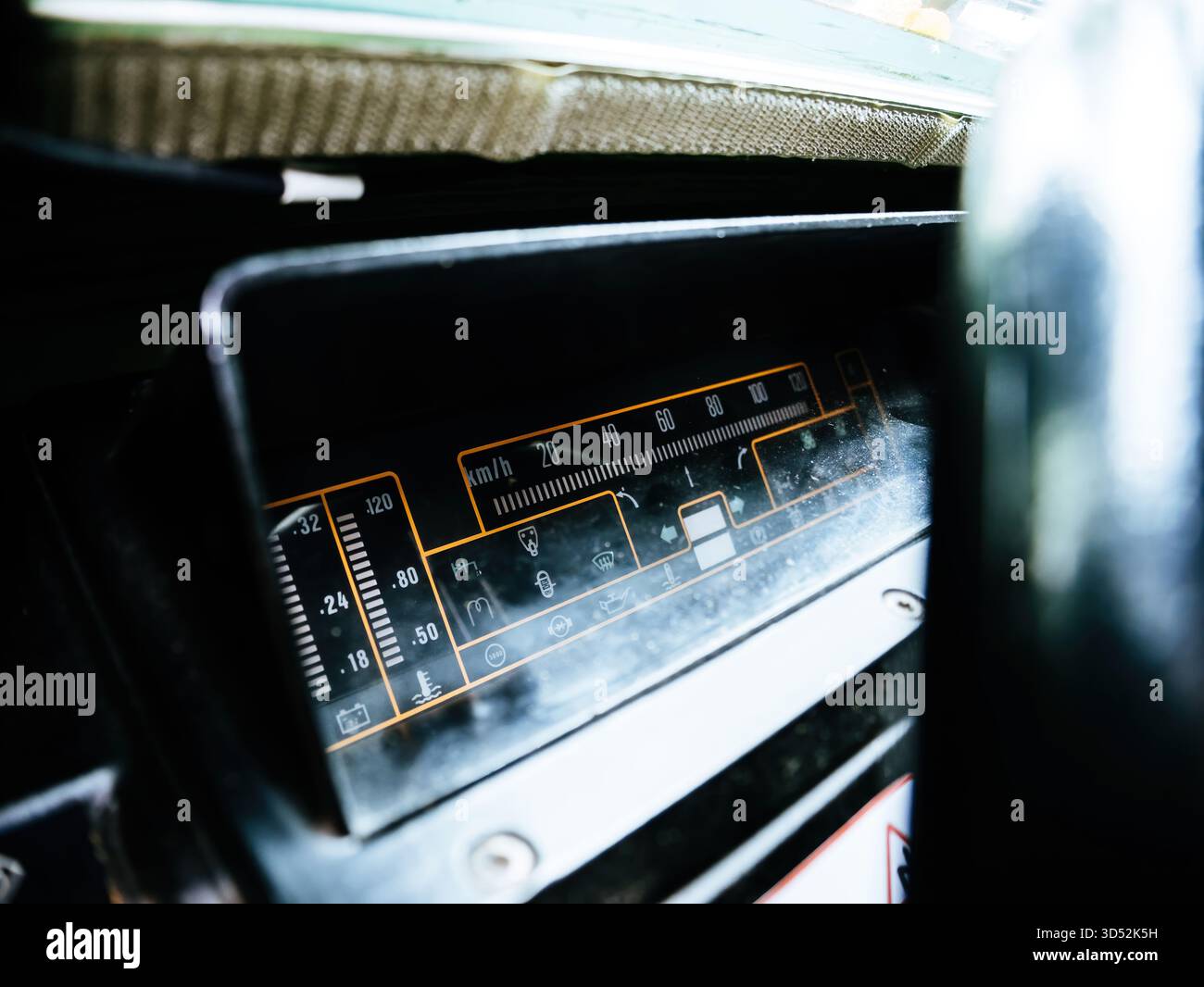 Military analog meter hi-res stock photography and images - Alamy