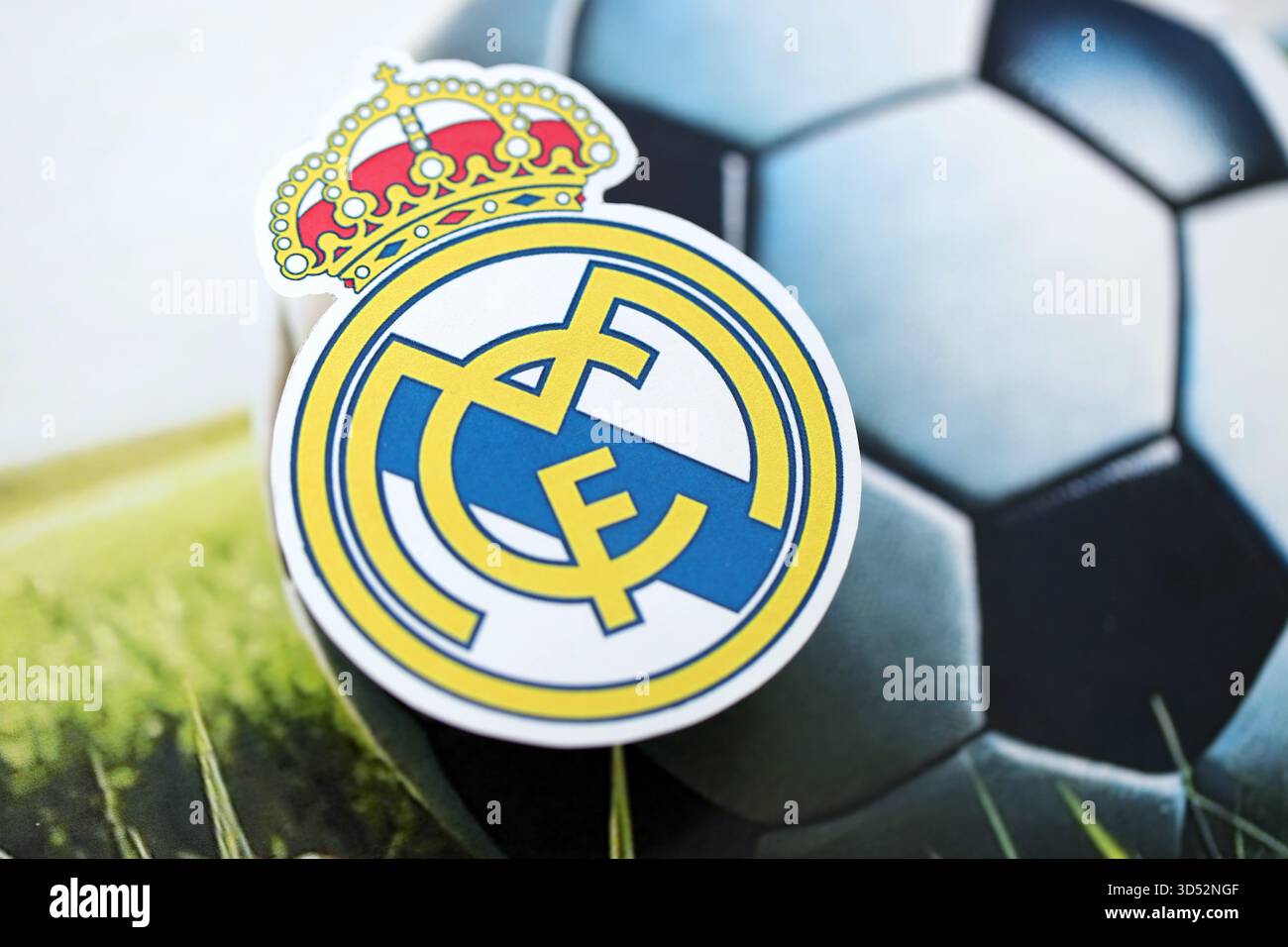 Icon Sports Real Madrid CF Soccer Crew Neck - Unisex Adult