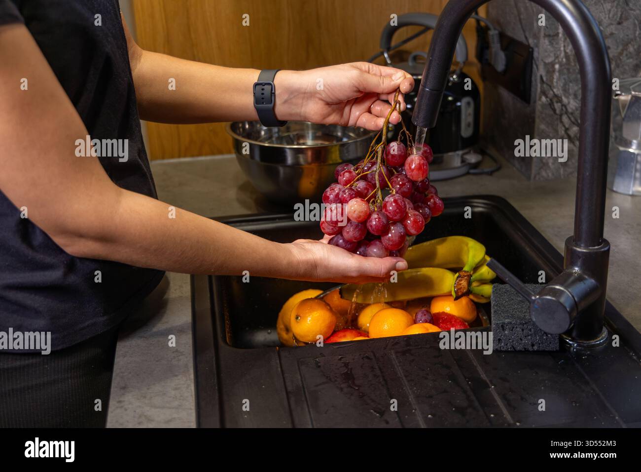 Washing bananas hi-res stock photography and images - Alamy