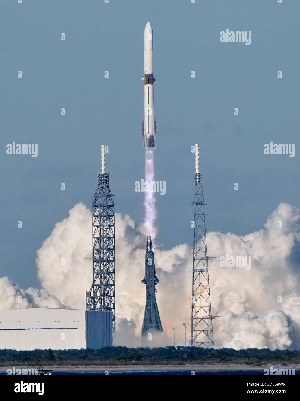 A Blue Origin New Glenn rocket lifts off from Launch Complex 36 at the ...