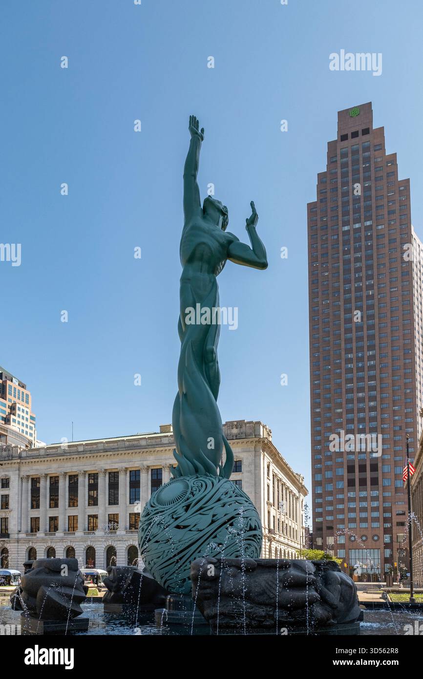 Cleveland art deco sculpture hi-res stock photography and images