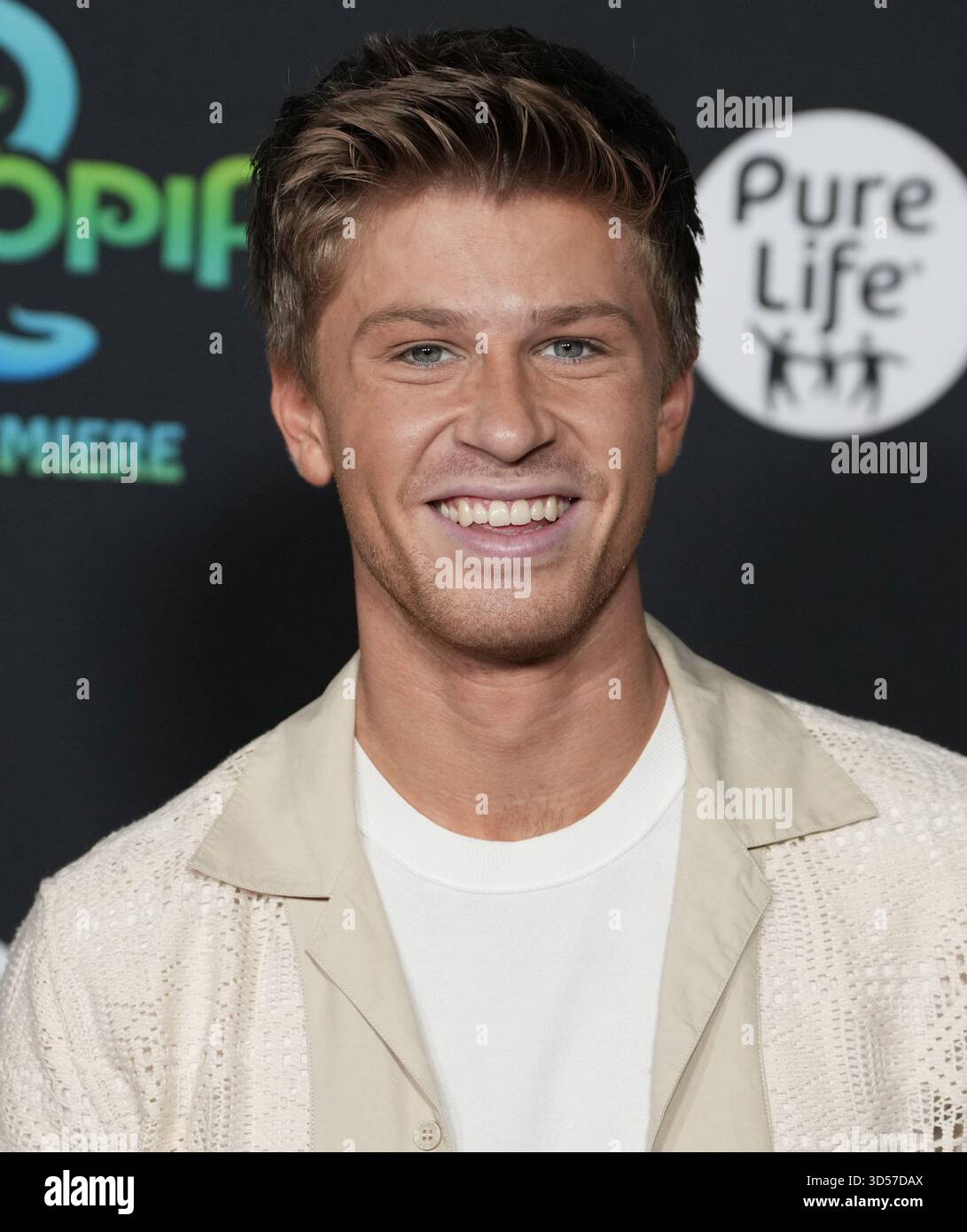 Robert Irwin arrives at the Walt Disney Animation Studios’ ZOOTOPIA 2 ...