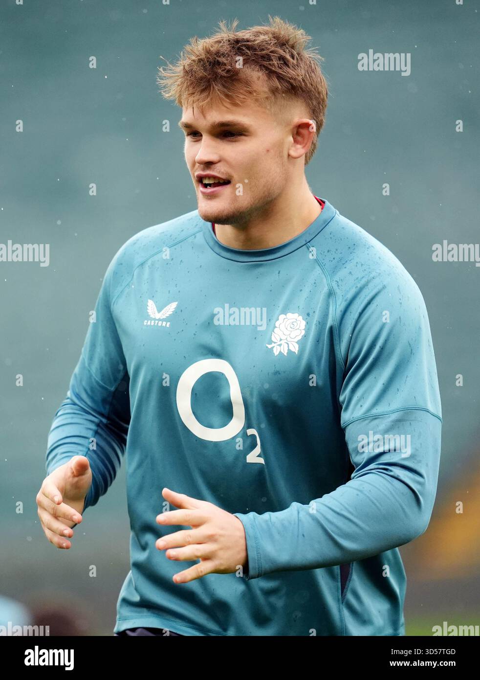 england-s-guy-pepper-during-the-team-run-at-the-allianz-stadium-london