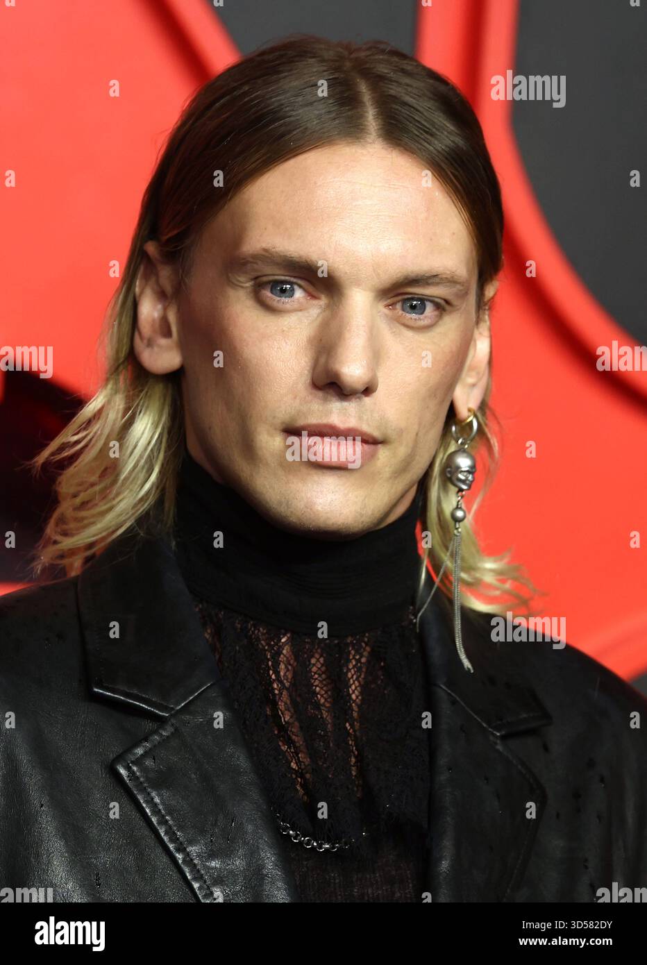 Jamie campbell bower in stranger things hi-res stock photography and ...
