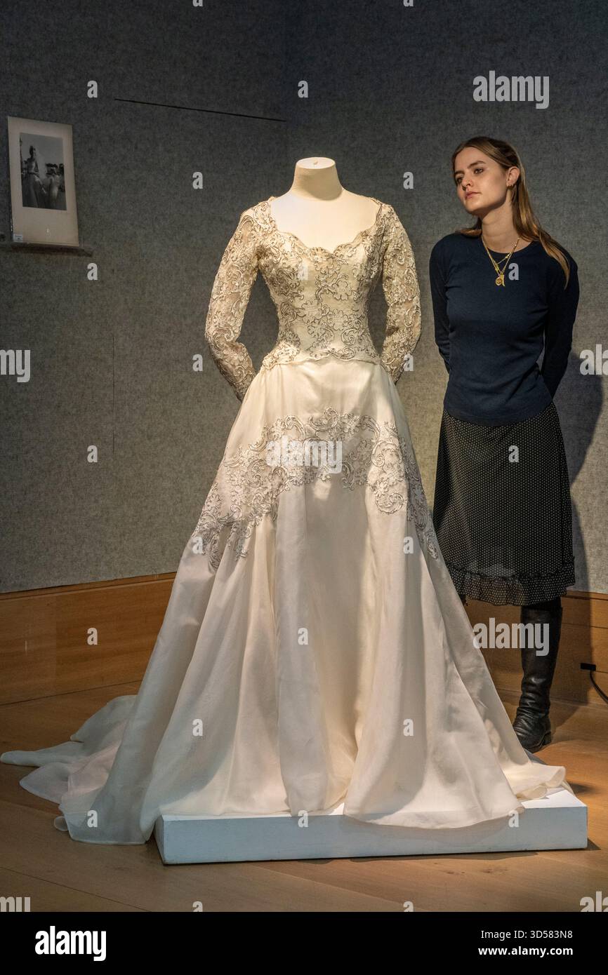lady glenconner wedding dress Bonhams : Sir Norman Hartnell (British, 1901-1979): Lady Glenconner's wedding dress 1956