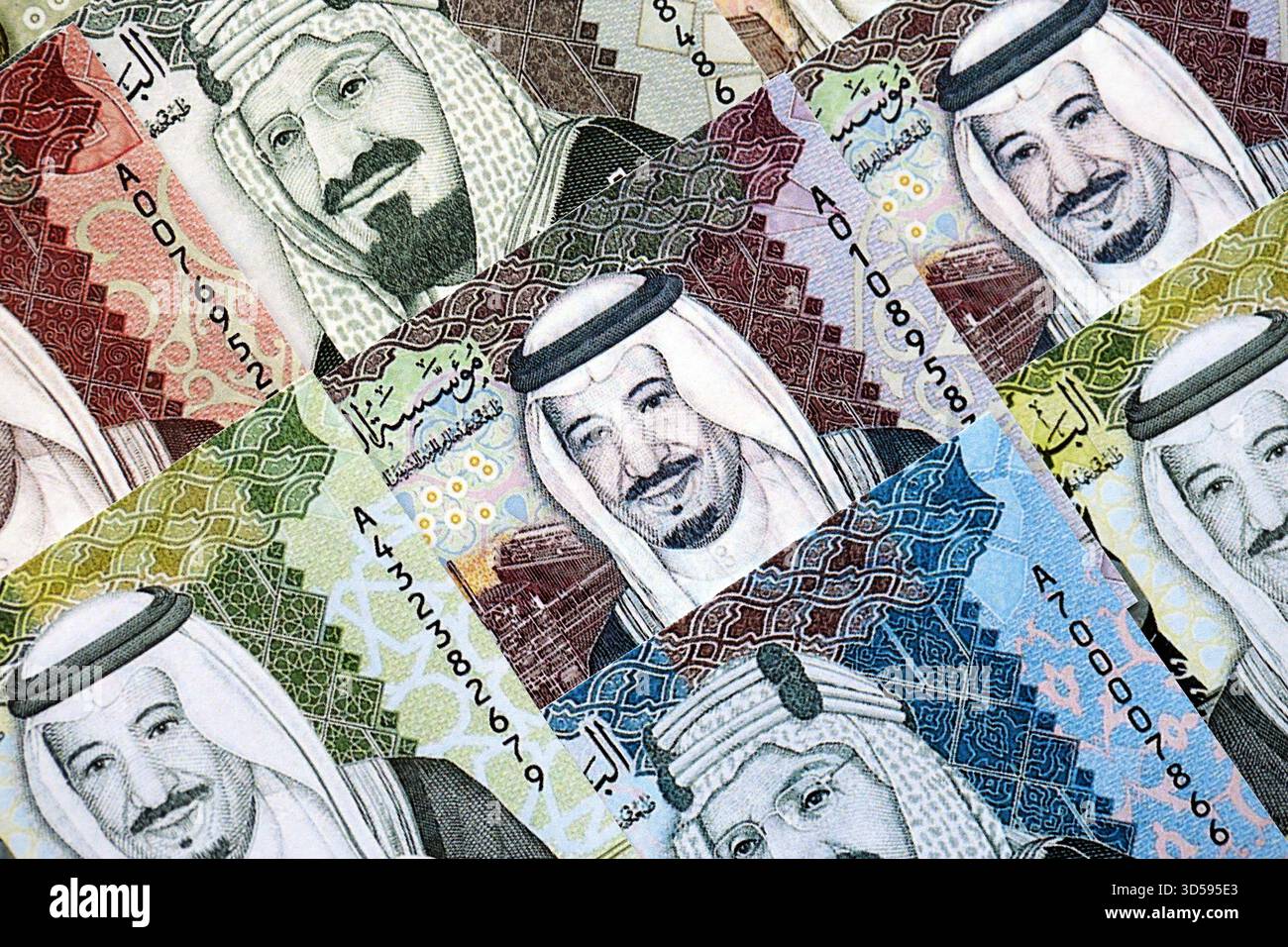 Arabic bank notes hi-res stock photography and images - Alamy