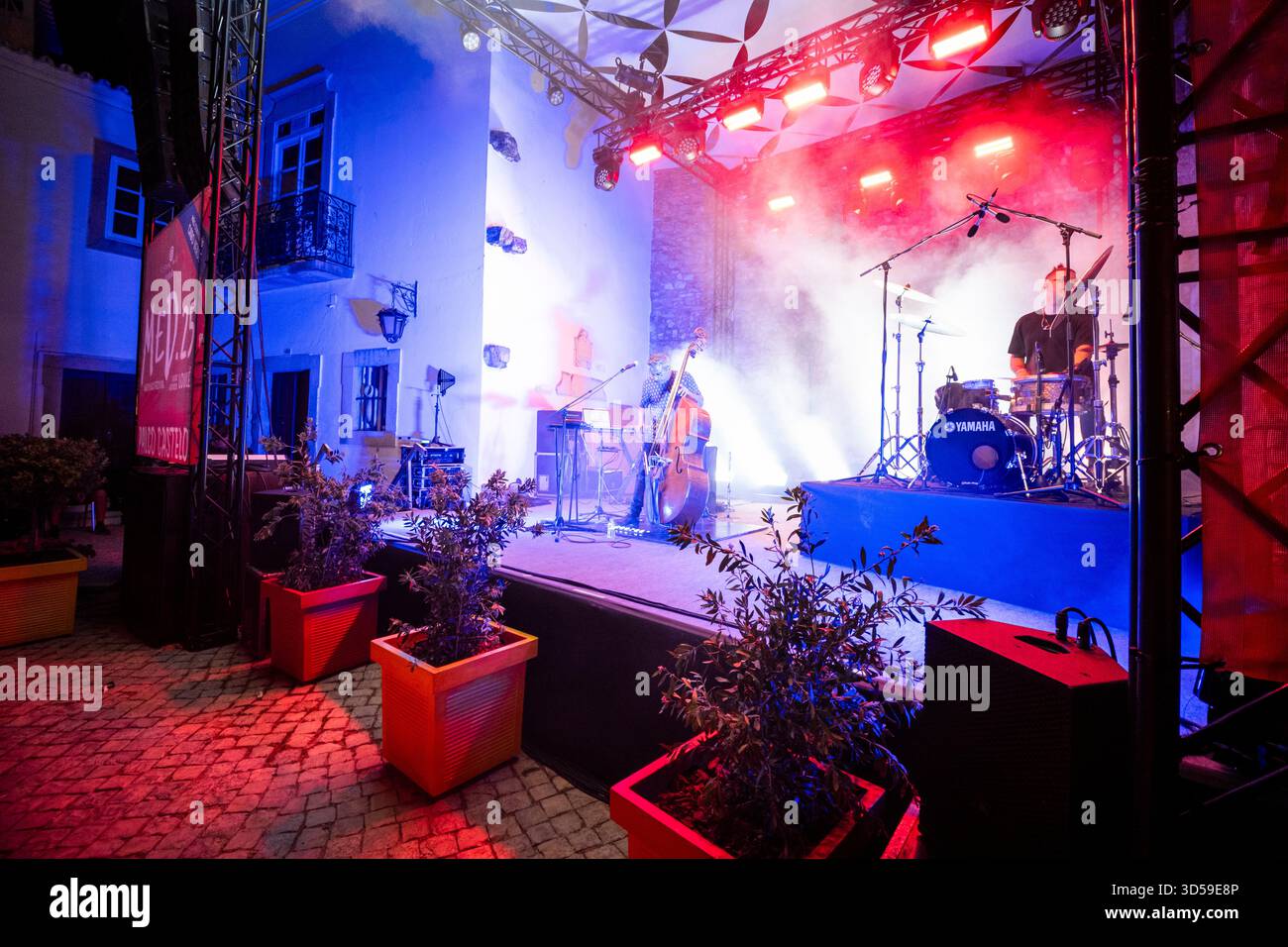 Loule, Algarve, Portugal June26, 2025: Live music performance at the Loule Med Festival 2025. The warm lighting and festive atmosphere capture the ess Stock Photo