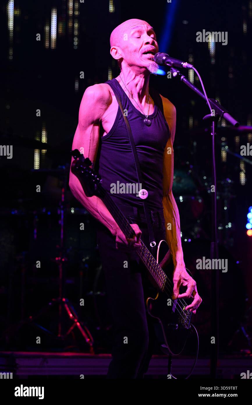 Fort Lauderdale, FL, USA. 13th Nov, 2025. King's X performs at The Culture Room on November13, 2025 in Fort Lauderdale, Florida. Credit: Mpi04//Media Punch/Alamy Live News Stock Photo