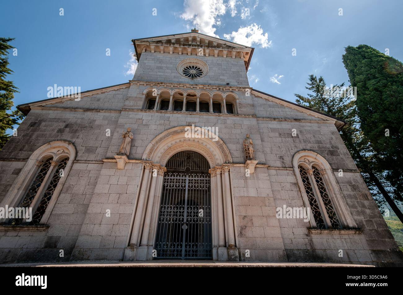 Church of S. Maria dell’Auricola. The white bulk of the church, dating back to the 13th century, stands out on the summit of the homonymous hill, at a - Stock Image