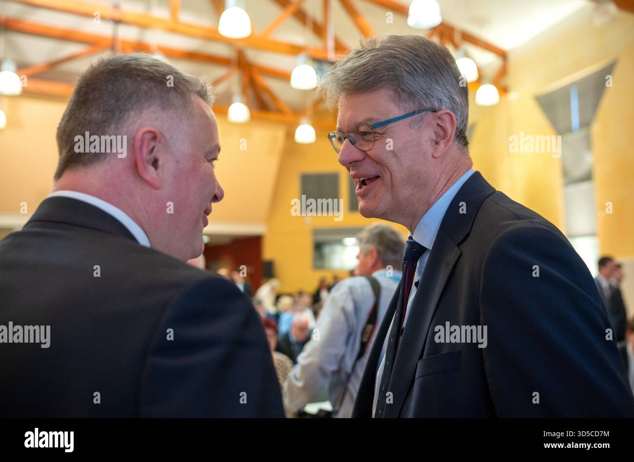 Morbach, Germany. 15th Nov, 2025. Federal Transport Minister Patrick Schnieder (r, CDU) welcomes his brother Gordon Schnieder, party chairman of the CDU Rhineland-Palatinate, at the Rhineland-Palatinate CDU state party conference. On the agenda of the delegates' meeting is the list for the 2026 state election in Rhineland-Palatinate. Credit: Harald Tittel/dpa/Alamy Live News Stock Photo
