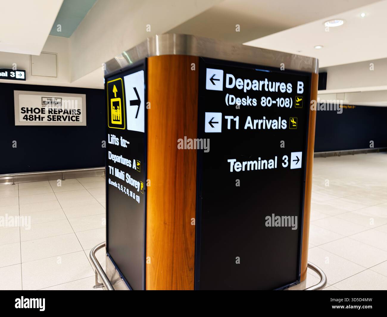 Ryanair route map hi-res stock photography and images - Alamy