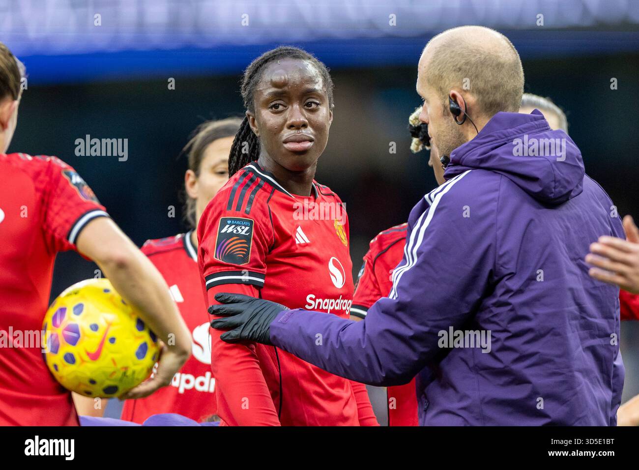 15th November 2025; Etihad Stadium, Manchester, England; Womens Super ...
