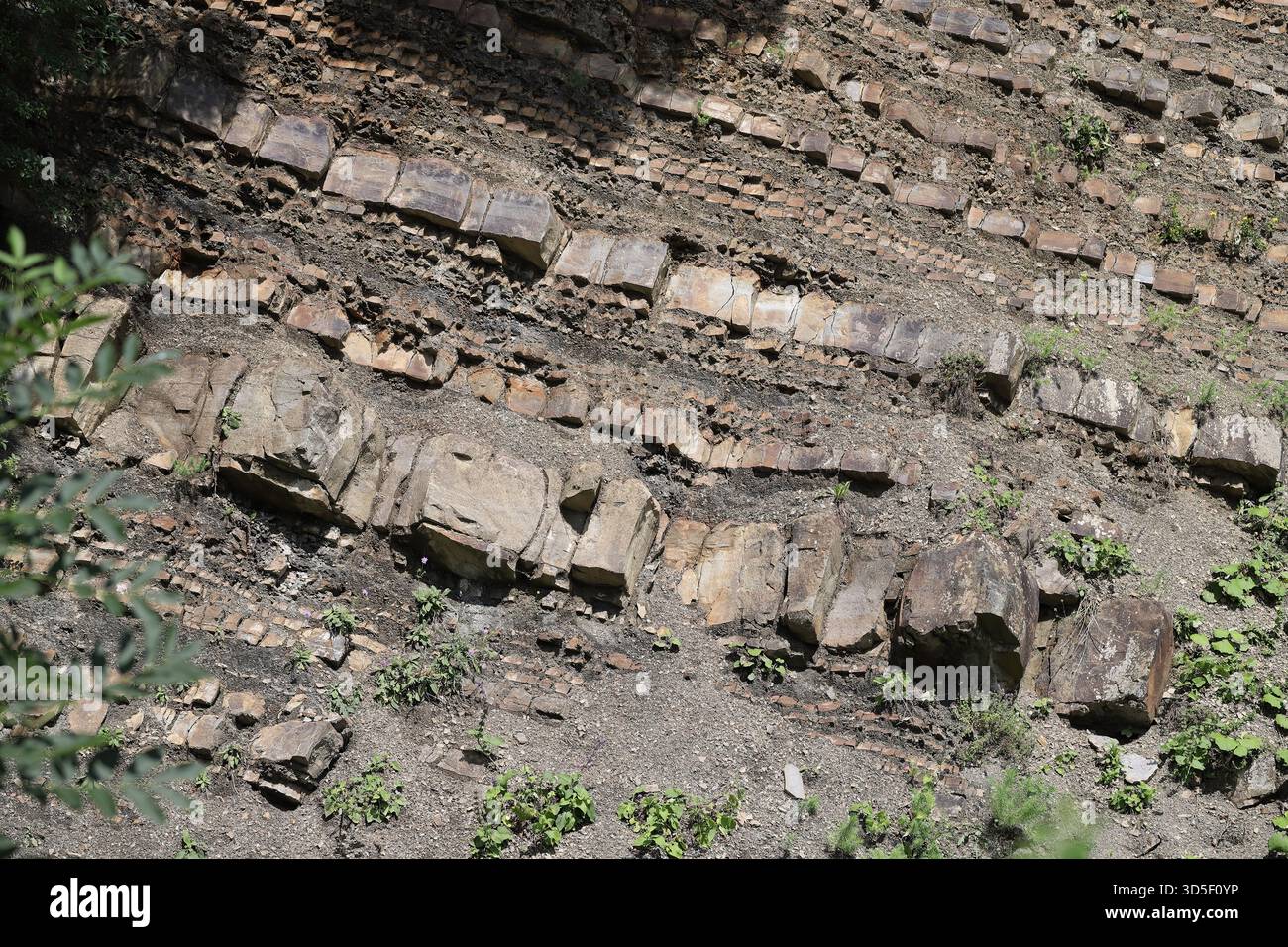 Sedmente Rocks Rough exposed rock hi-res stock photography and images - Alamy