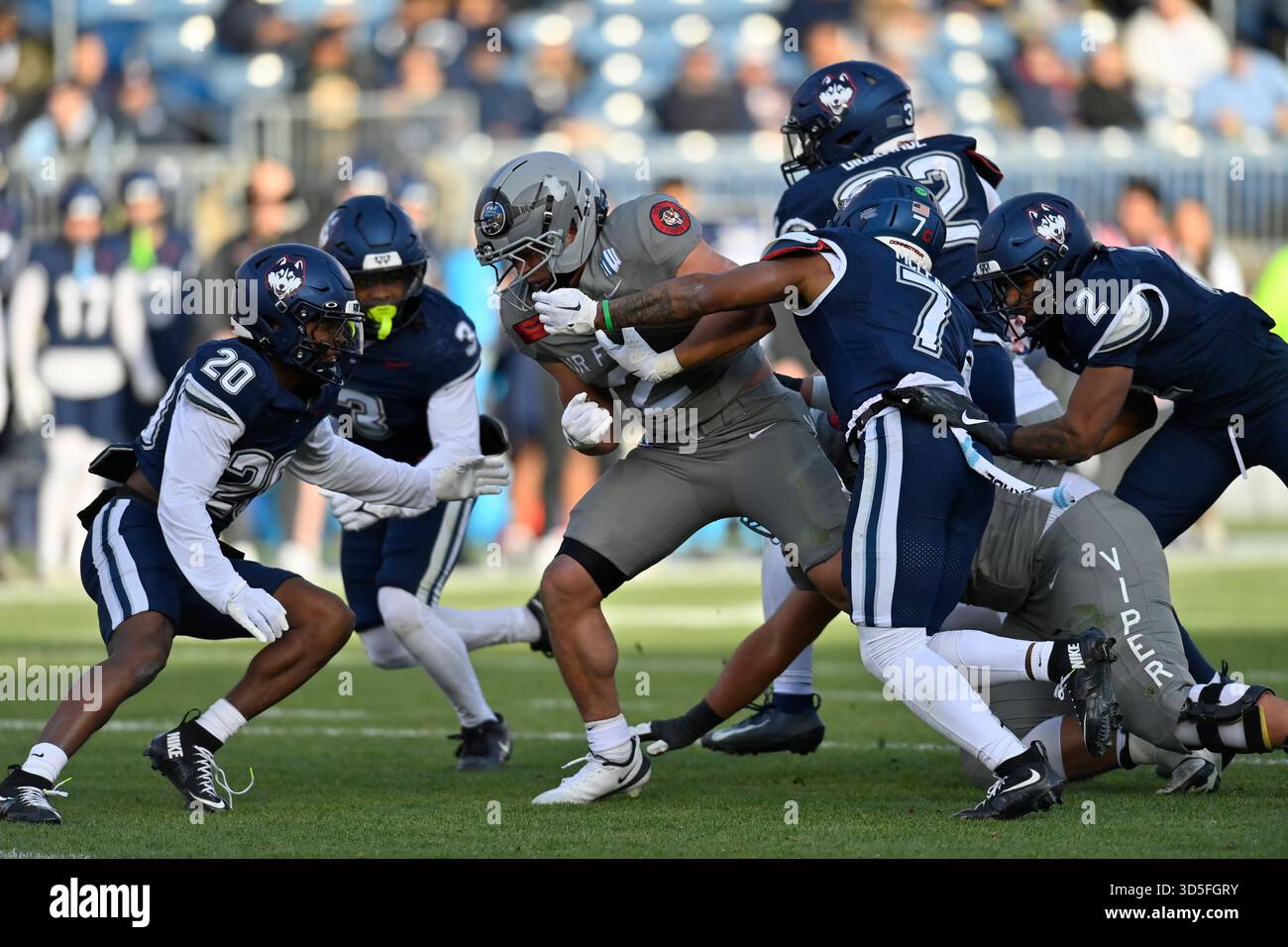 EAST HARTFORD, CT - NOVEMBER 15: Air Force Falcons running back Owen ...