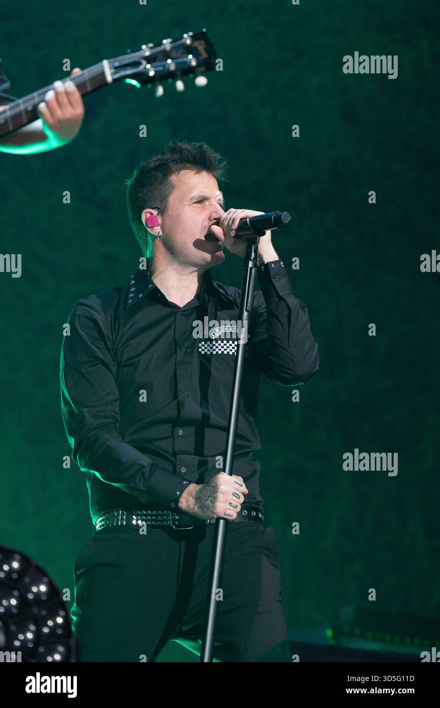 Singer Dani Martin performs live during his concert at the Movistar ...