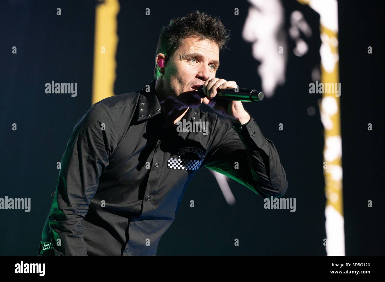 Singer Dani Martin performs live during his concert at the Movistar ...